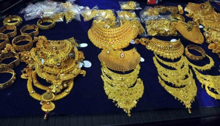 أسعار الذهب ترتفع وسط مخاوف