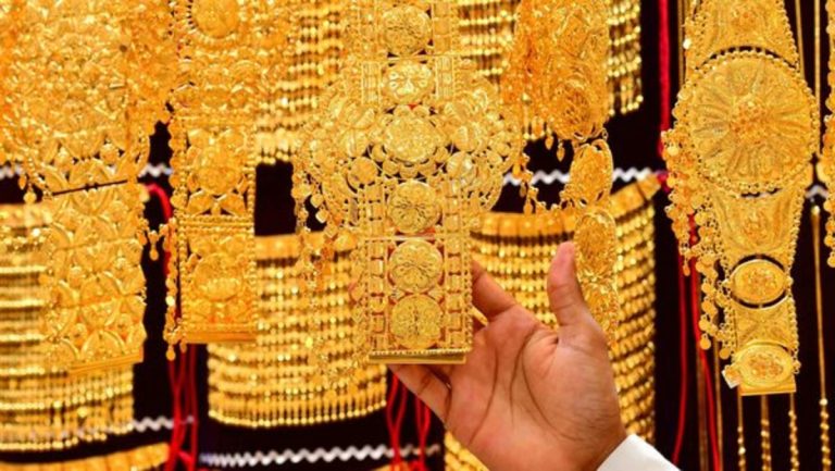 أسعار الذهب تصل لمستويات قياسية